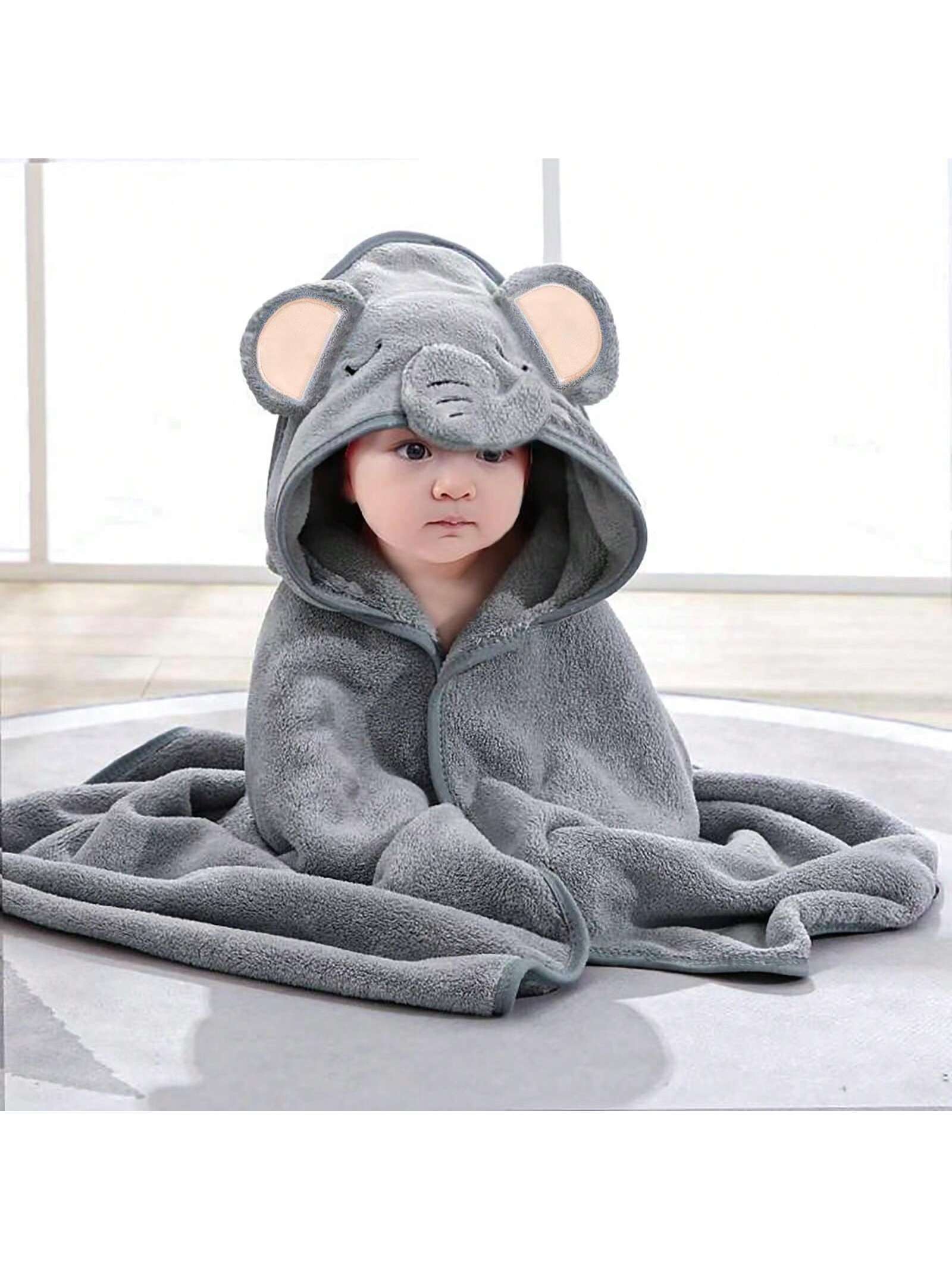 cape de bain motif éléphant