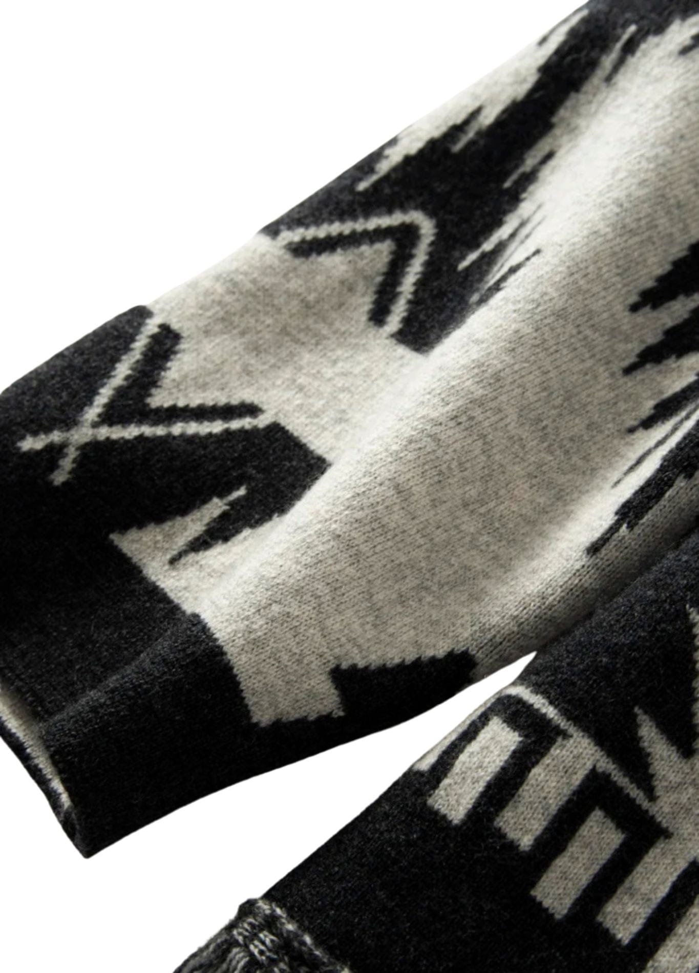 mouvement avec kimono cachemire