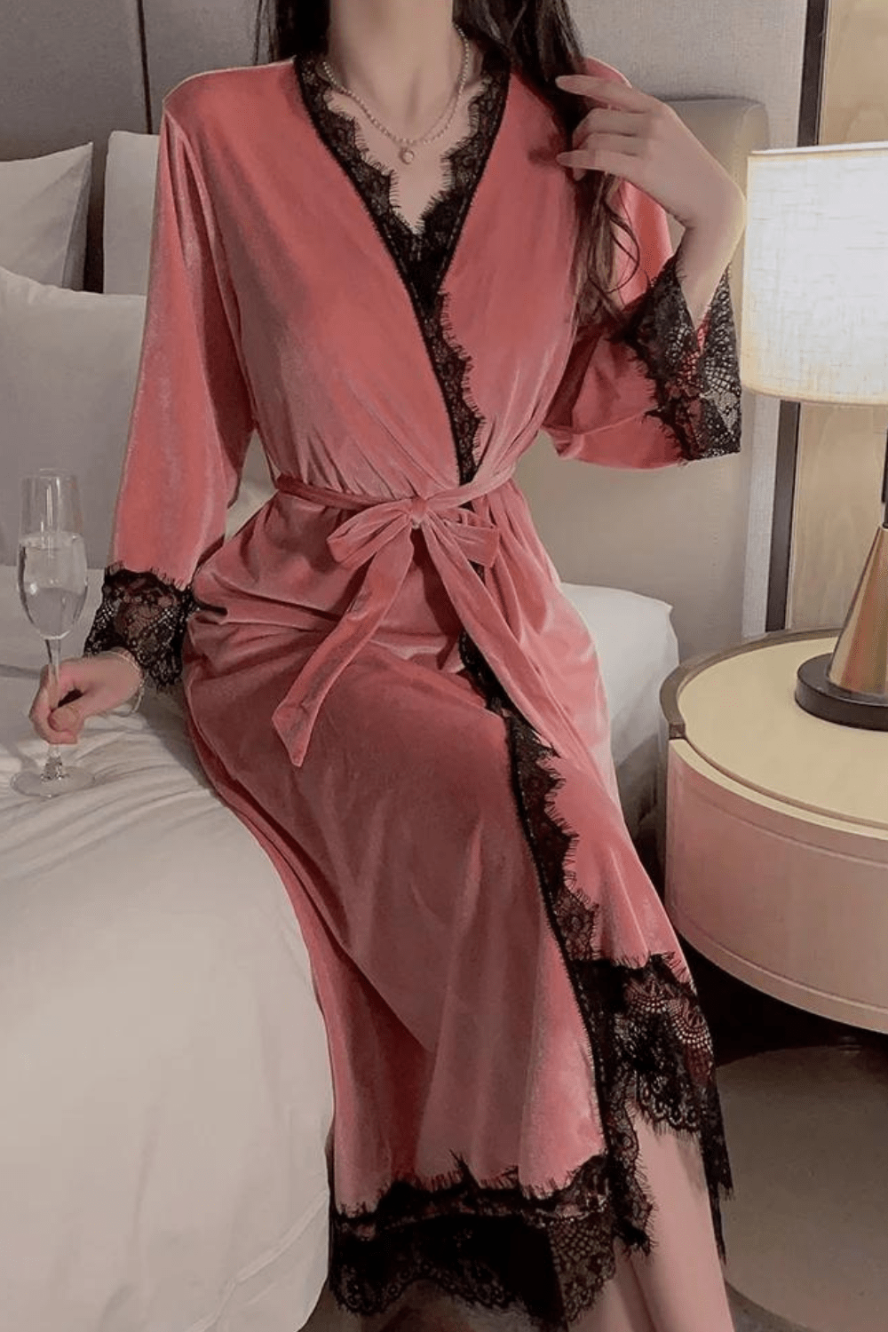 élégant peignoir féminin